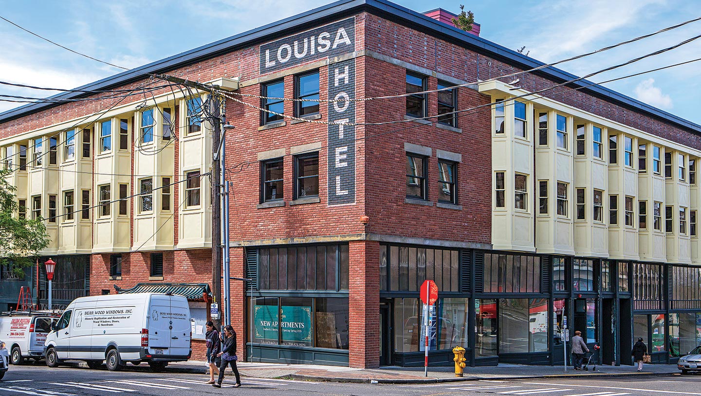 Louisa Hotel