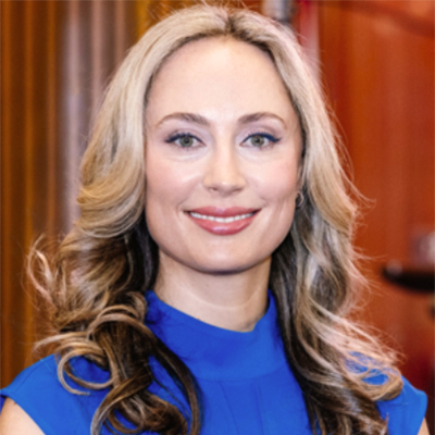 Julia Grinshpun headshot