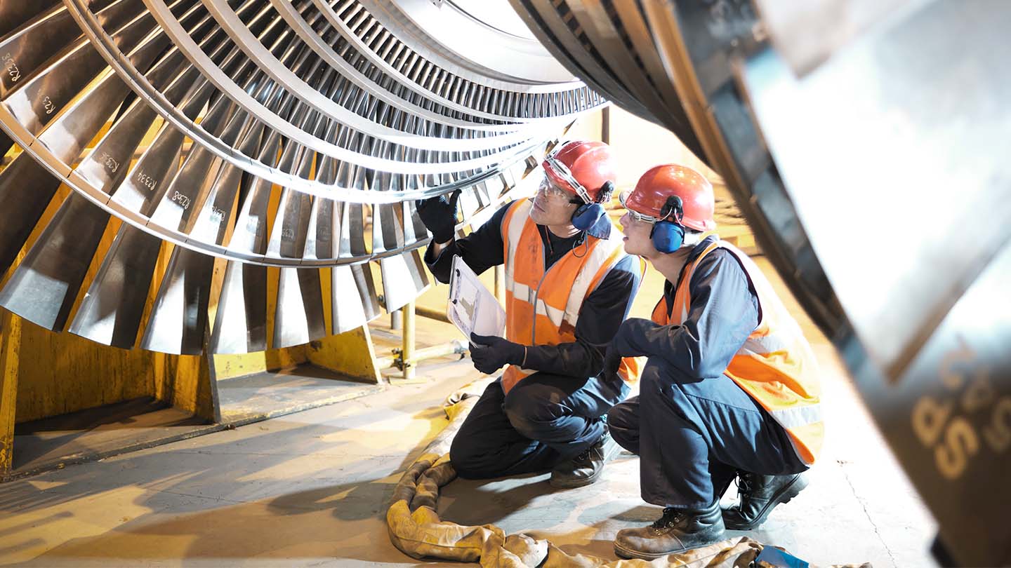 2 Construction workers banner